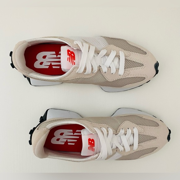 New Balance Beige and White Women's Sneakers - Picture 3 of 5